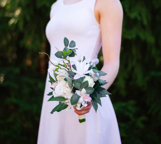 Tropical White 7" Bridesmaid Bouquet